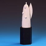 Segens-Engel weiß auf schwarzem Sockel - 12 cm Segens-Engel weiß auf schwarzem Sockel - 12 cm